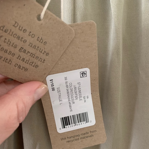 B New York woman’s baggy pants Silver/Sage New size large - Picture 5 of 10